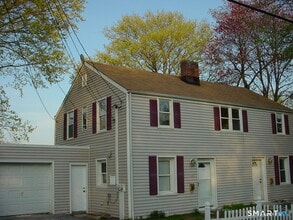 Building Photo - 125 High Ridge Dr