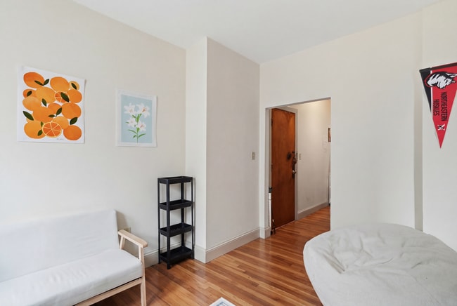Foto del edificio - 1466 Tremont St