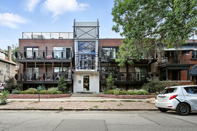 Building Photo - 1045 N Clarkson St