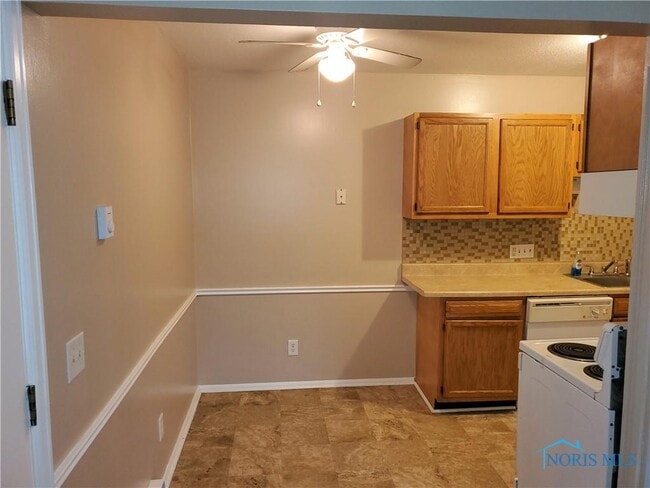 Building Photo - 1655 Brownstone Blvd