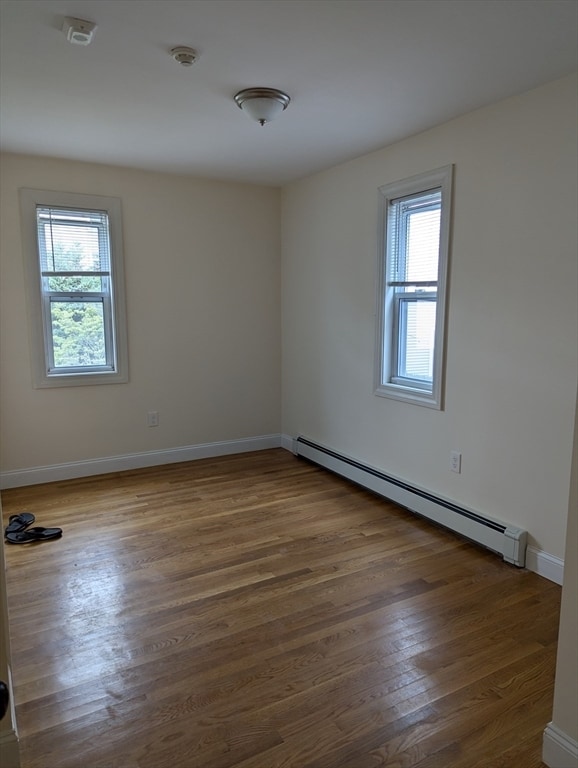 Building Photo - 305 Hurley St