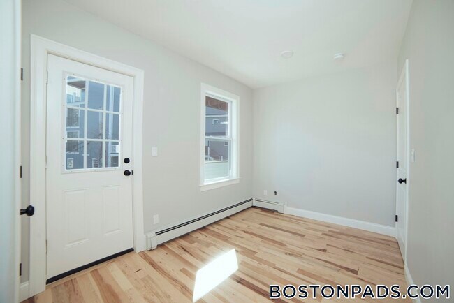 Foto del edificio - 10 Duffley Ct