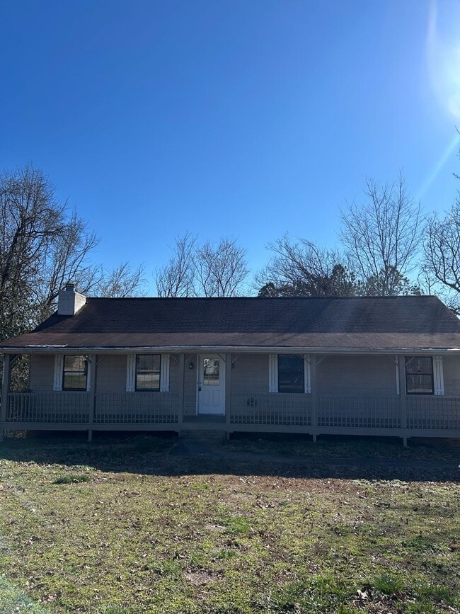 Building Photo - 6918 Sandy Cove Dr