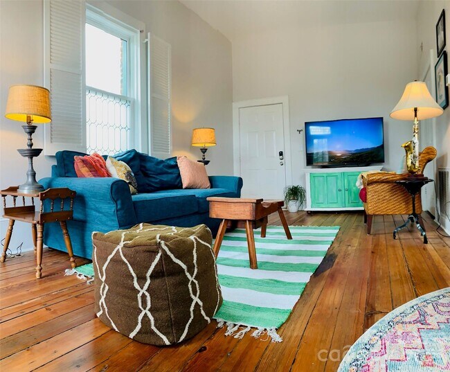 Foto del edificio - 22 N Congress St