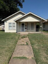 Building Photo - 1302 Kemp Blvd