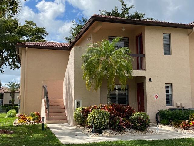 Building Photo - 9265 Vista Del Lago