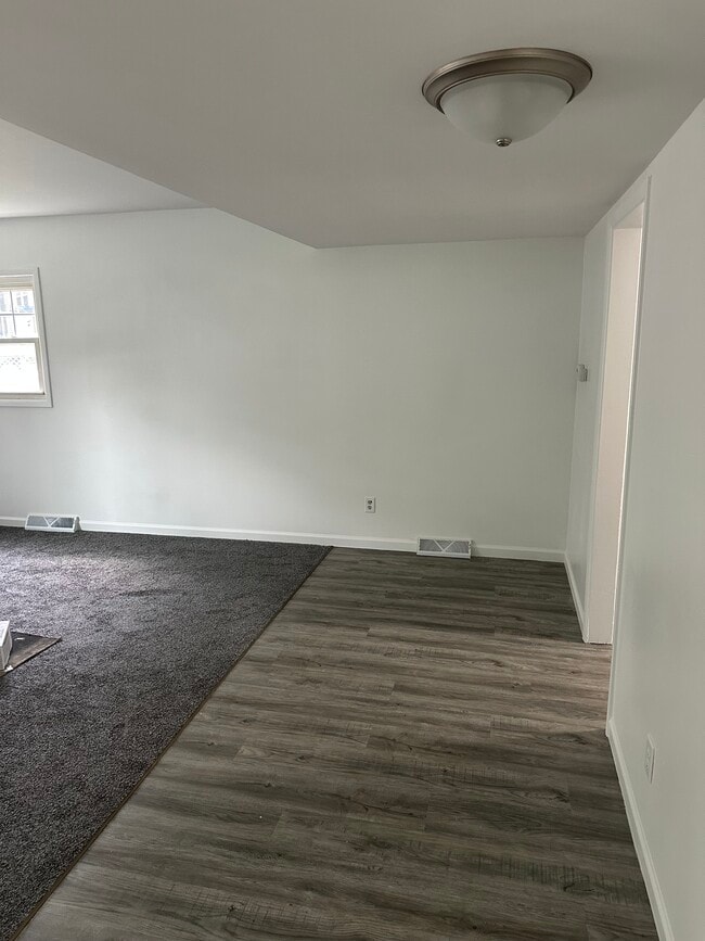 Building Photo - 1424 18th Ave