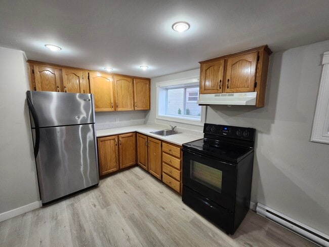 Photo du bâtiment - 160 Charlotte St W