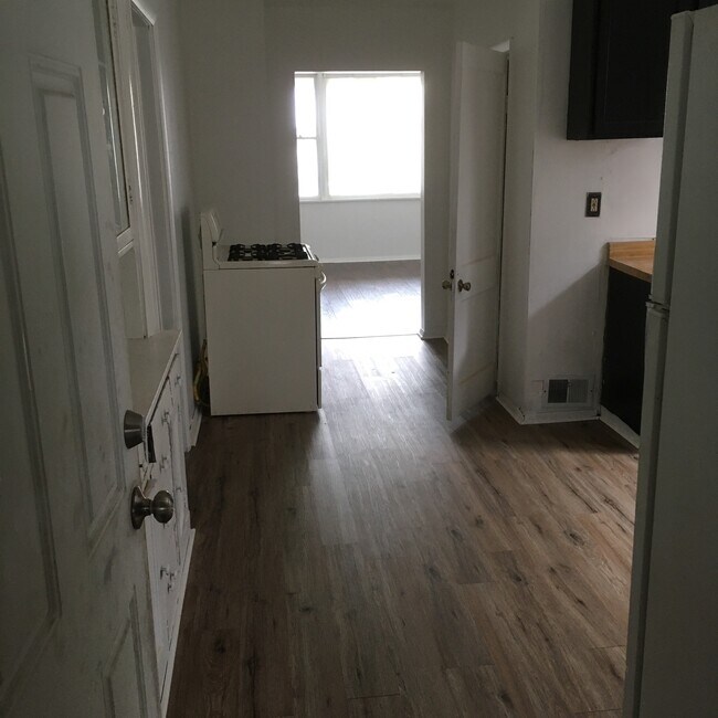 Foto del edificio - 3916 Butternut St