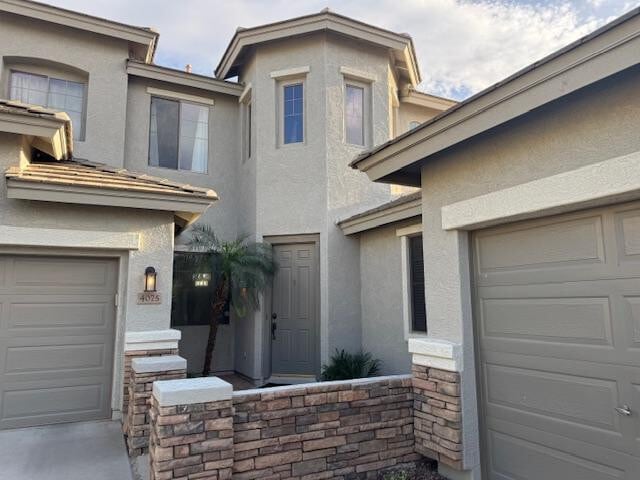 Building Photo - 4075 E Oxford Ln