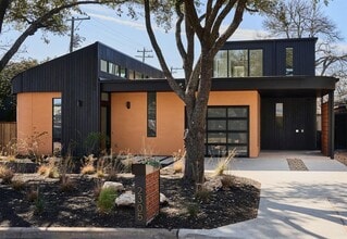 Building Photo - 2305 Westoak Dr