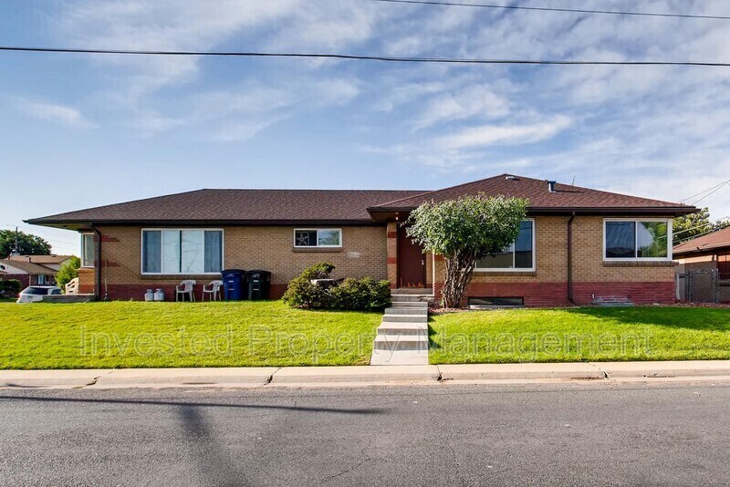 3699 Forest St, Denver, CO 80207 House Rental in Denver, CO