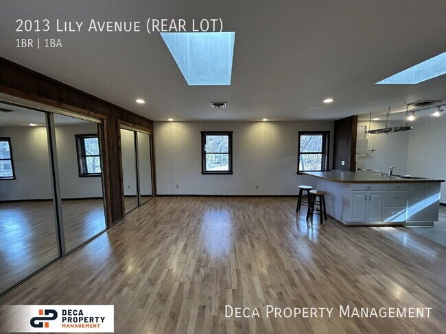 Foto del edificio - 2013 Lily Ave