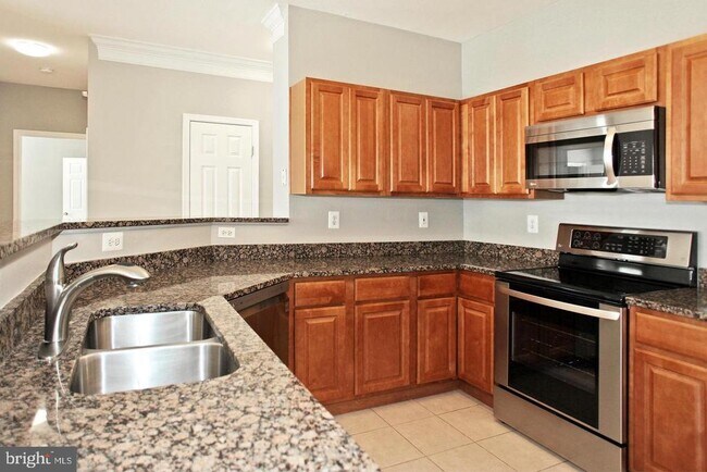 Building Photo - 1530 Spring Gate Dr.
