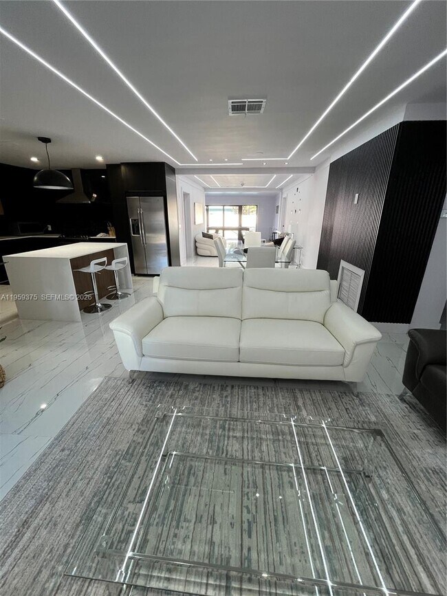 Foto del edificio - 39 SE 7th St