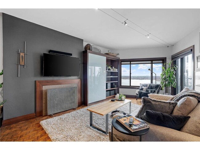 Foto del edificio - 2950 Dean Pkwy