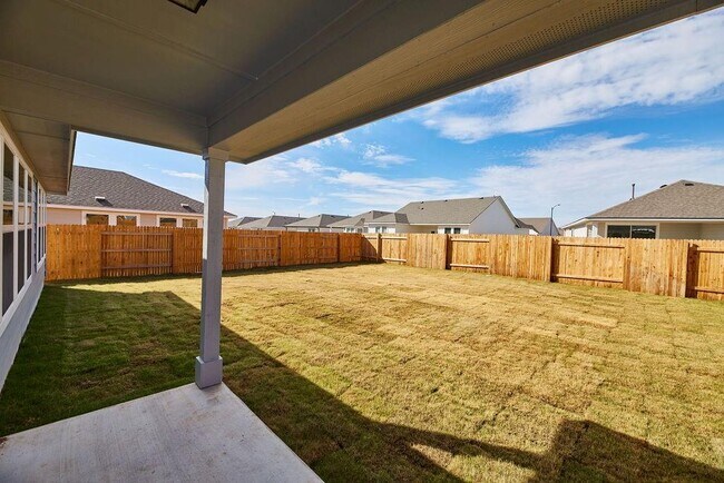 Building Photo - 128 Trailside Ln