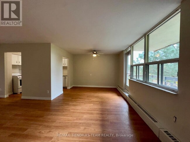 Photo du bâtiment - 156 Fitch St