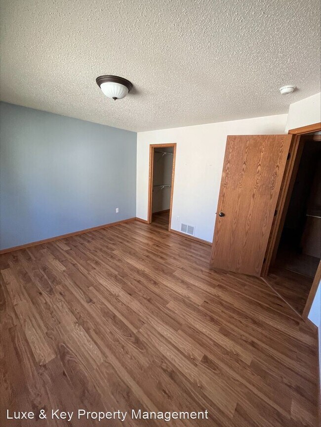 Foto del edificio - 3 br, 2 bath House - 3433 15th St S