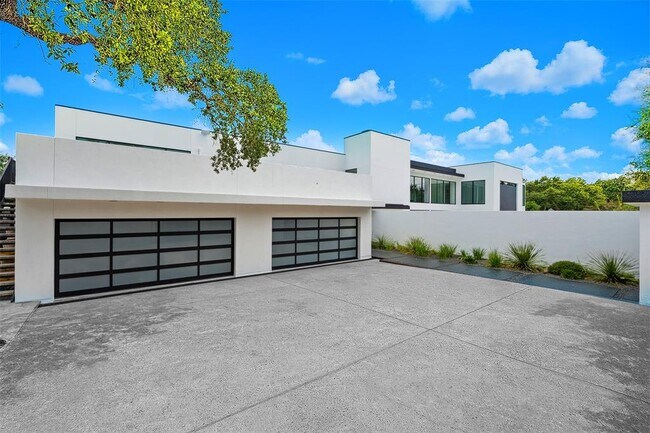 Foto del edificio - 1501 Ridgecrest Dr