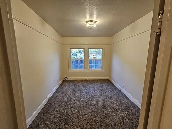 Foto del edificio - 1502 W Walnut St