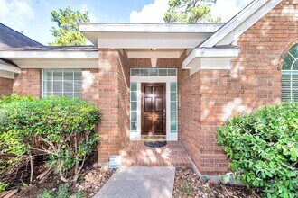 Building Photo - 130 W Stockbridge Landing Cir