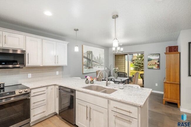 Foto del edificio - 7563 S Grand Arbor Pl