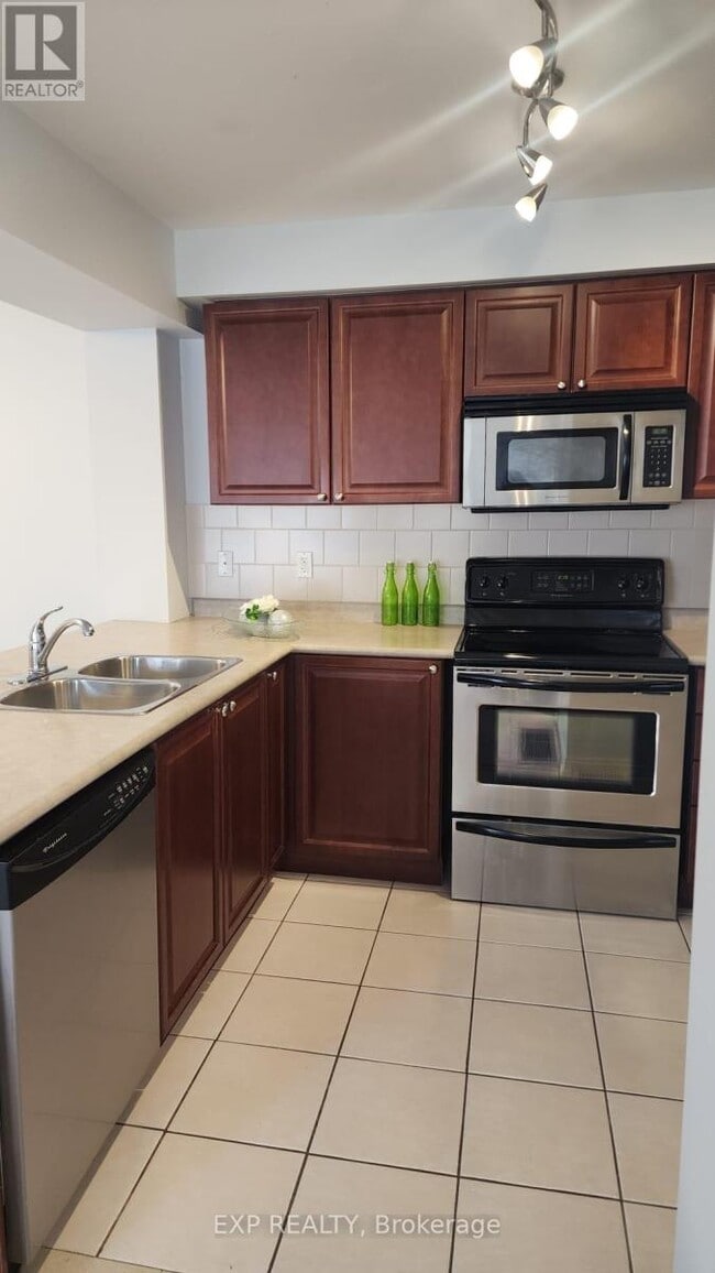 Building Photo - 33 Bondsmith St