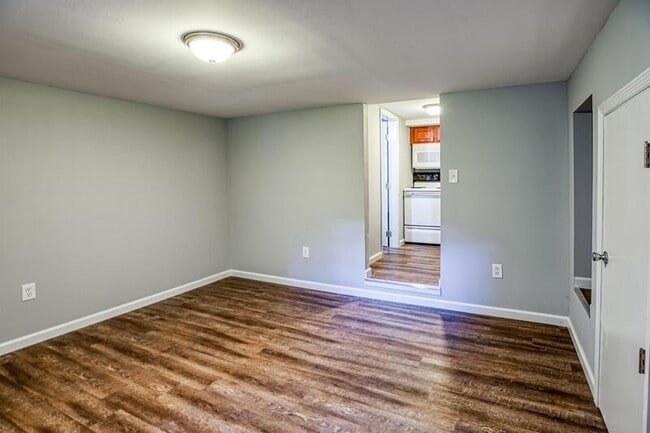 Building Photo - 706 Chickamauga Ave