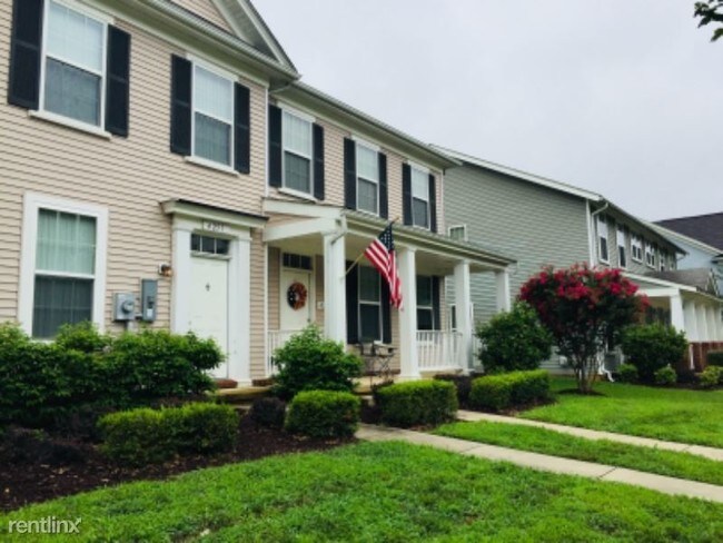 Foto del edificio - 4 br, 2.5 bath Townhome - 4445 Parsons road