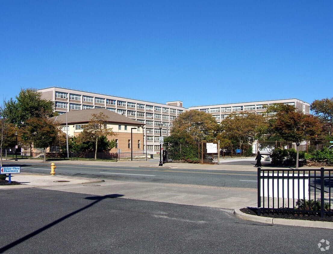 View from the southwest - Altman Terrace