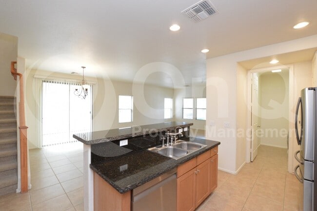 Building Photo - 1341 S Joshua Tree Ln