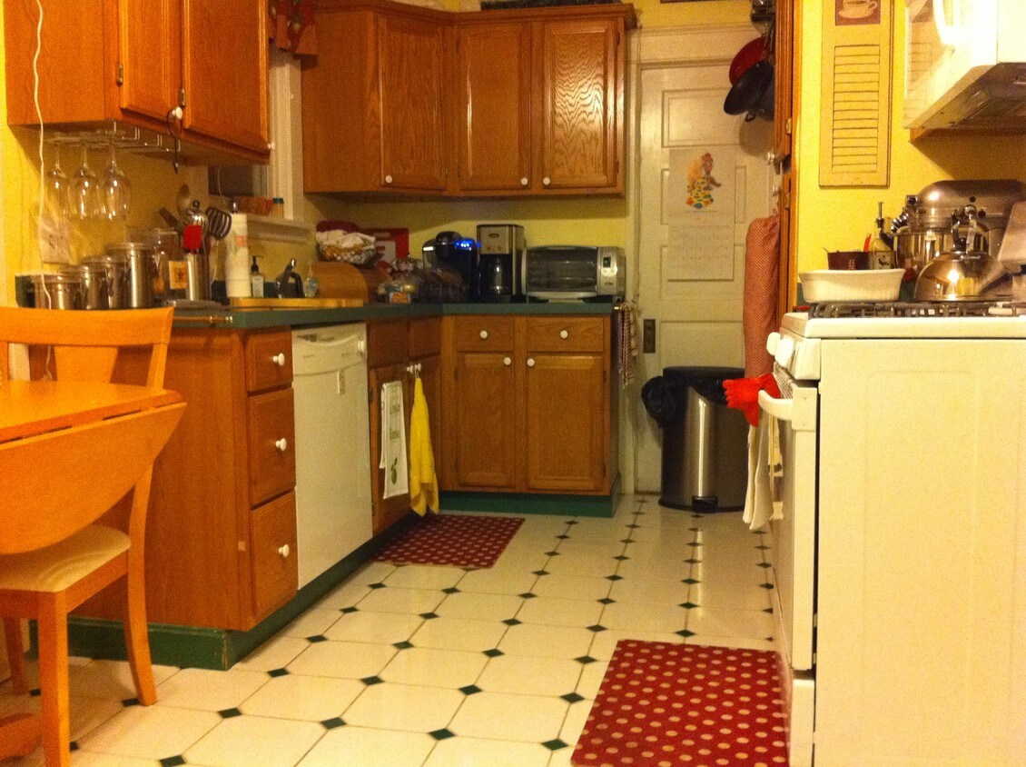 Building Photo - 43 S Allen St
