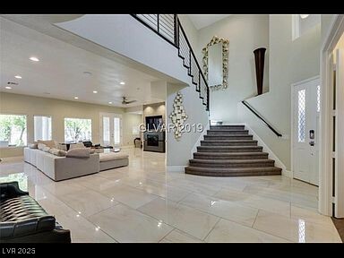 Building Photo - 2609 Sun Reef Rd