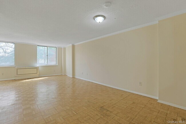 Building Photo - 1270 North Ave