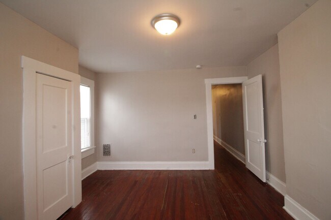 Foto del edificio - 1478-1480 N 5th (EEL)