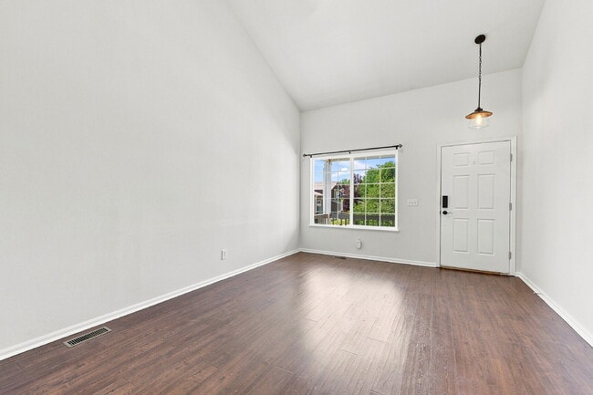 Building Photo - $2,845.95, 6-bed, 3.5-bath located in Colorado Springs with a fenced backyard.