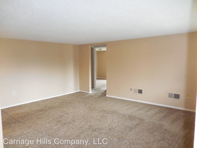Building Photo - 545 Goucher St