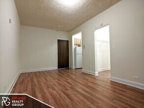 Building Photo - 1742 N Humboldt Blvd