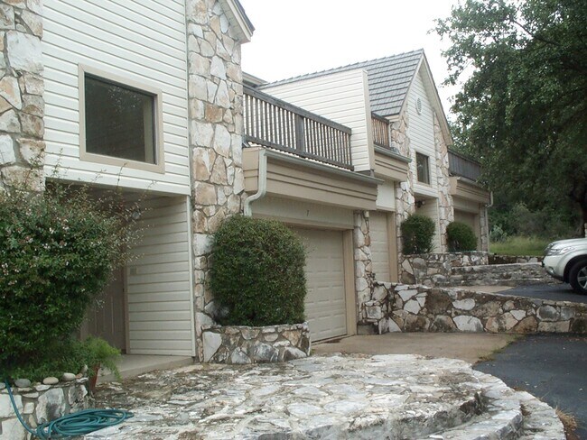 Front of the Town Home - 112 Lachite