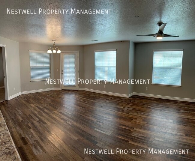 Building Photo - 5003 W Calton Ln