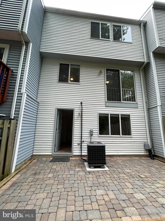 10129 Shelldrake Cir, Damascus, MD 20872 Townhome Rentals in Damascus