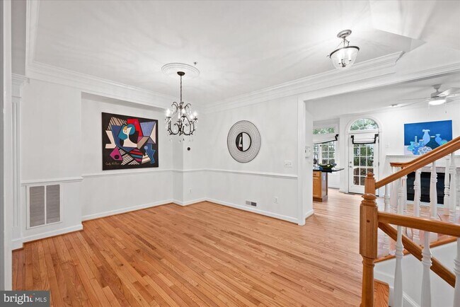 Foto del edificio - 5015 Waple Ln