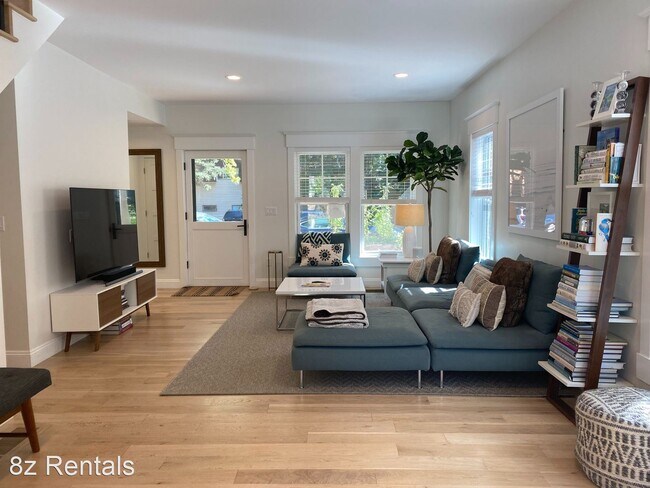 Foto del edificio - 3 br, 2 bath House - 1327 6th Street