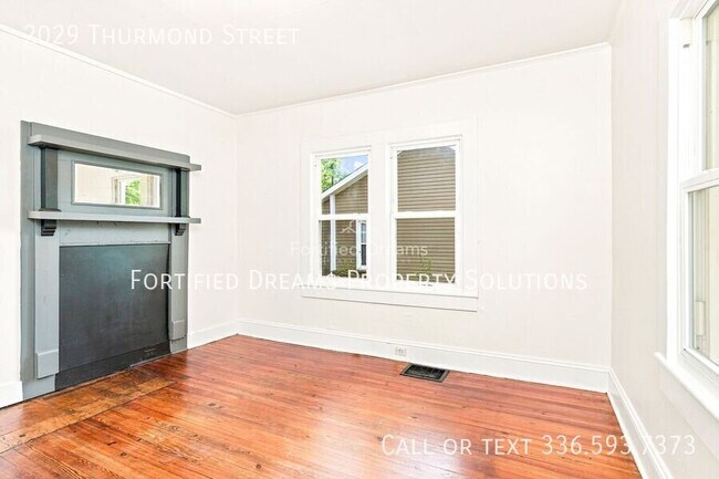 Foto del edificio - 2029 Thurmond St