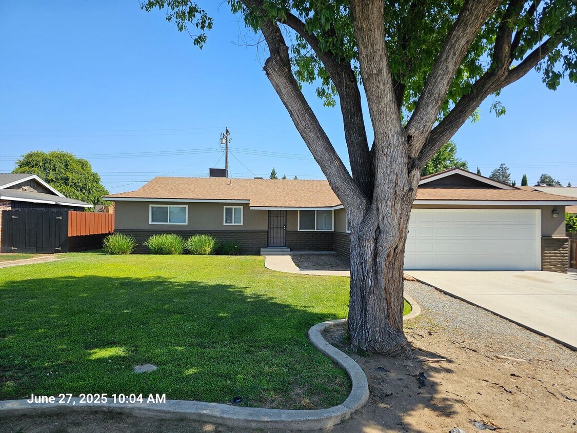 Foto principal - 1706 E Burton Ave