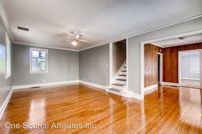 Building Photo - 2131 Nelms Dr SW