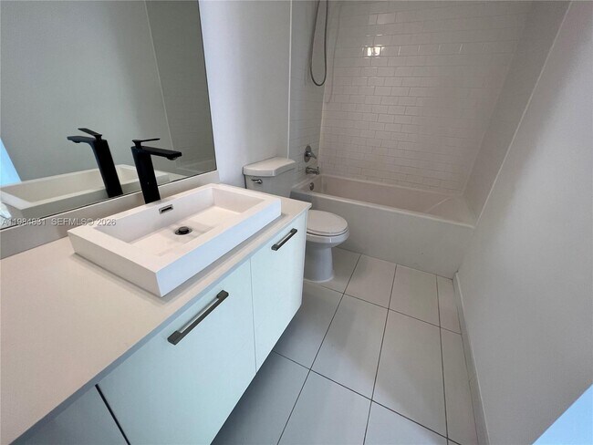 Foto del edificio - 151 SE 1st St