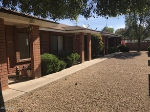 Building Photo - 415 N 64th Pl
