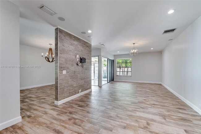 Building Photo - 11311 SW 134th Ave